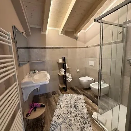 Locazione Turistica Sul Garda 2 Guest house